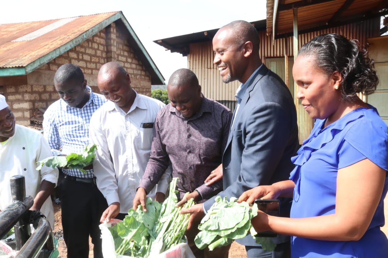 A LEAD CORPORATE DONATES FRESH GREENS TO MERU LEVEL 5 HOSPITAL.