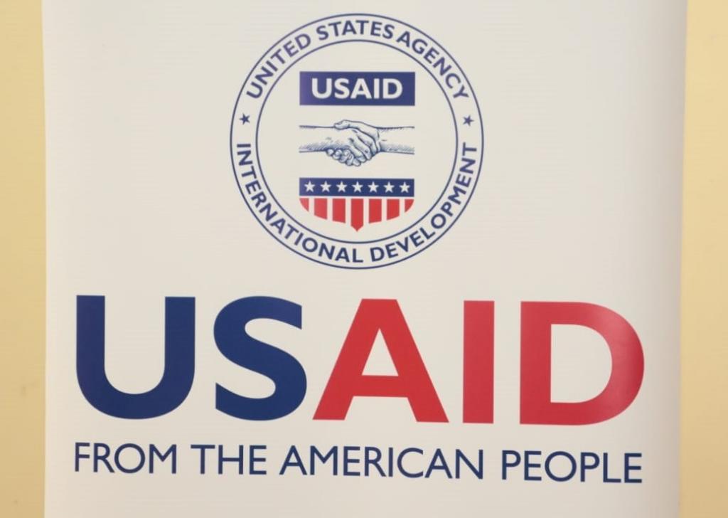 COUNTY PLEDGES CLOSE WORKING RELATIONSHIP WITH USAID TO FOSTER SELF RELIANCE IN DEVELOPMENT.