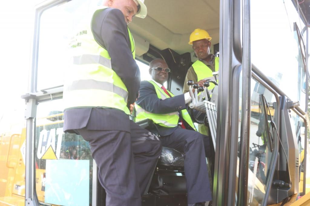 GOVERNOR KIRAITUS ADMINISTRATION SET TO OPEN UP 800KM OF ROADS IN THE COUNTY.