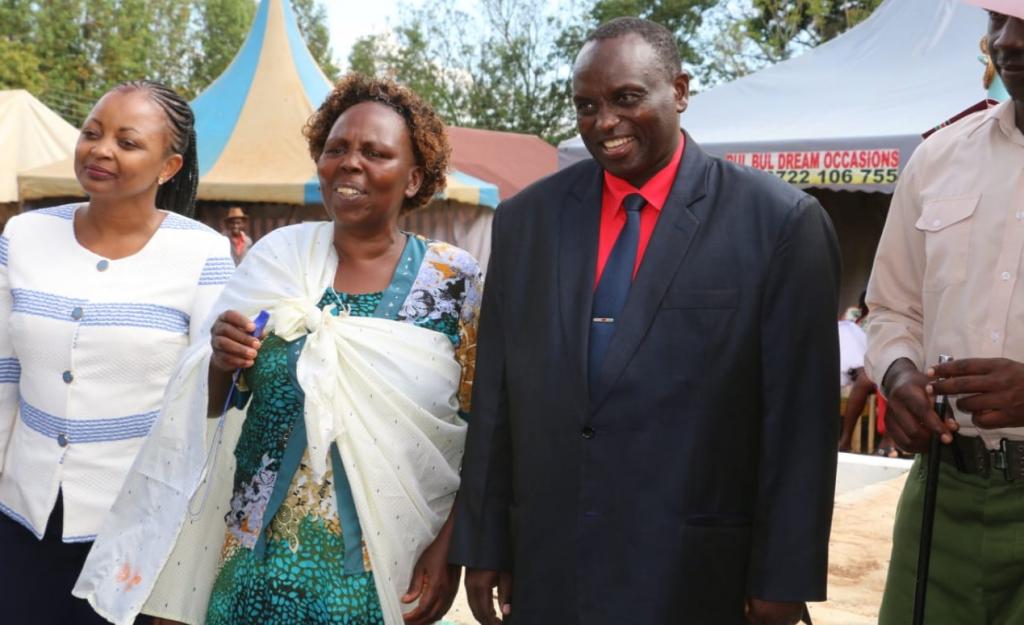 P2 PILLS A CANCER RISK TO TEENAGERS , WARNS HEALTH OFFICIALS AS COUNTY STEPS UP WAR ON CANCER.