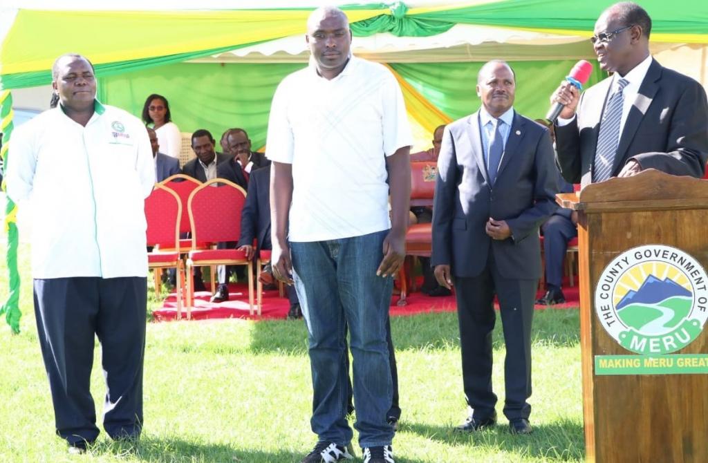 MARKETS AND TOWNS TO BE GIVEN A CHANCE TO MANAGE THEIR OWN REVENUE AND USE IT FOR THEIR OWN DEVELOPMENT.