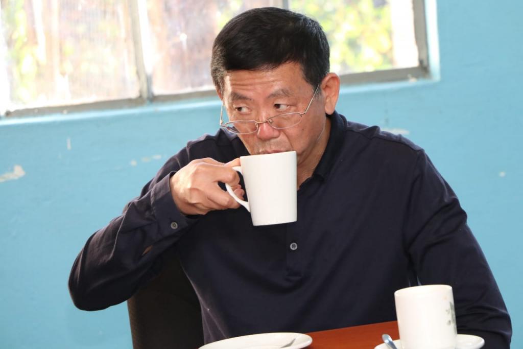 GOVERNOR KIRAITU INTENSIFIES EFFORTS TO OPEN THE VAST CHINESE MARKET FOR MERU TEA.