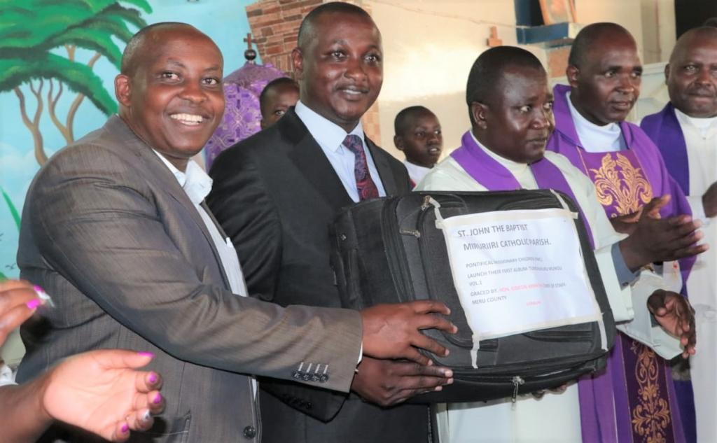 APPLY FOR COUNTY BURSARY URGES CHIEF OF STAFF.