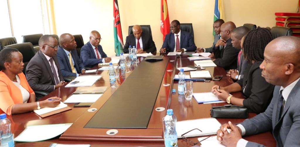 County to set a standard evaluation mechanism to streamline public service.