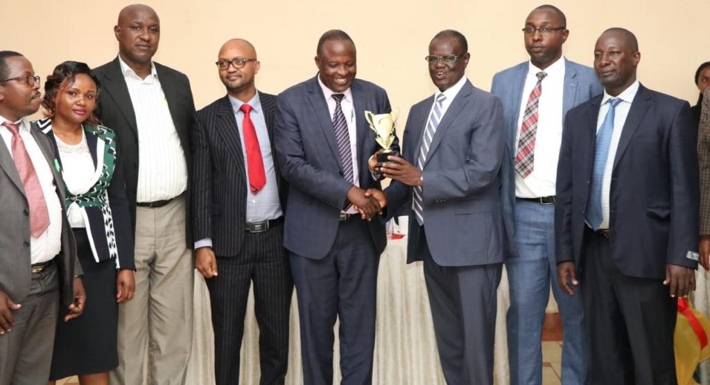 County administration awards best performance in 100 days rapid Result Initiative cycle.