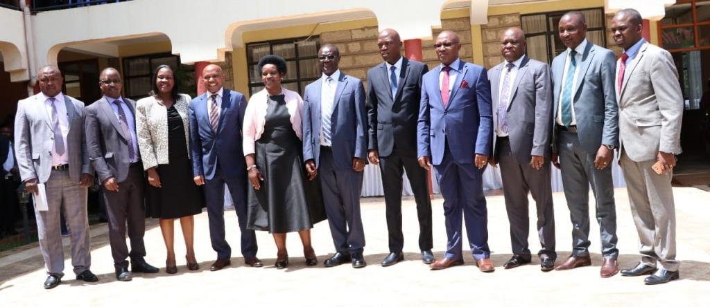 County administration awards best performance in 100 days rapid Result Initiative cycle.