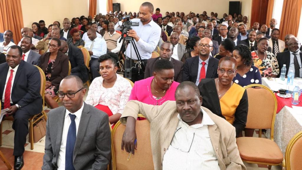 County administration awards best performance in 100 days rapid Result Initiative cycle.