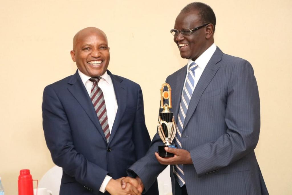 County administration awards best performance in 100 days rapid Result Initiative cycle.