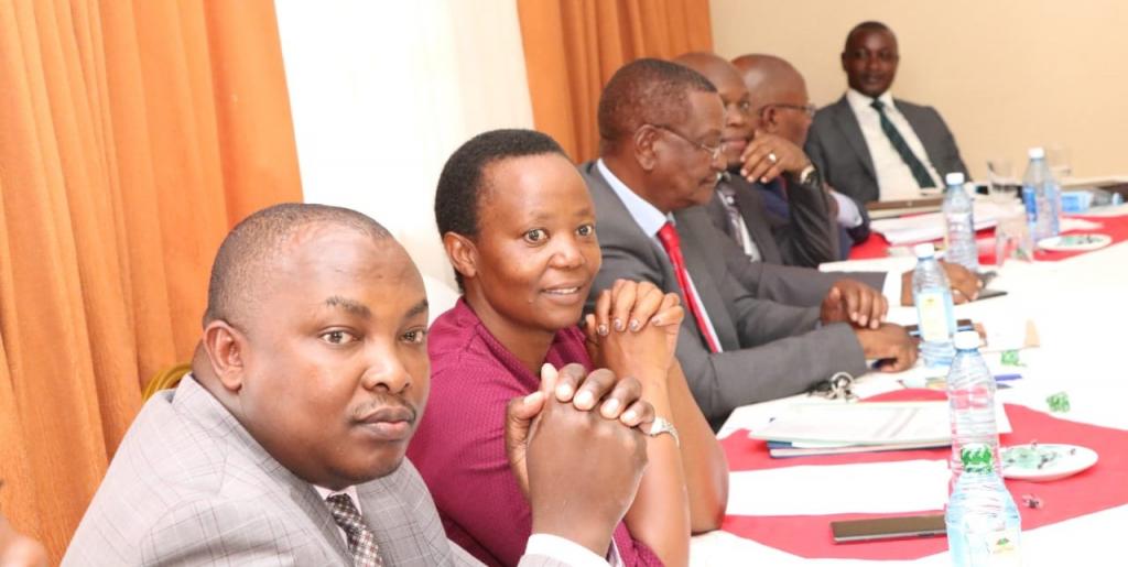 County administration awards best performance in 100 days rapid Result Initiative cycle.