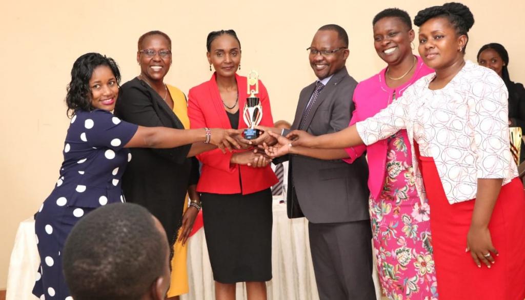 County administration awards best performance in 100 days rapid Result Initiative cycle.