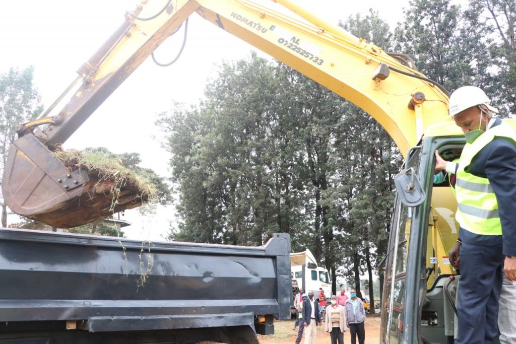 FARMERS SET TO INCREASE PRODUCTION AND PROFITS AS GOVERNOR KICKS OFF DEVELOPMENT OF KEY FACILITIES.