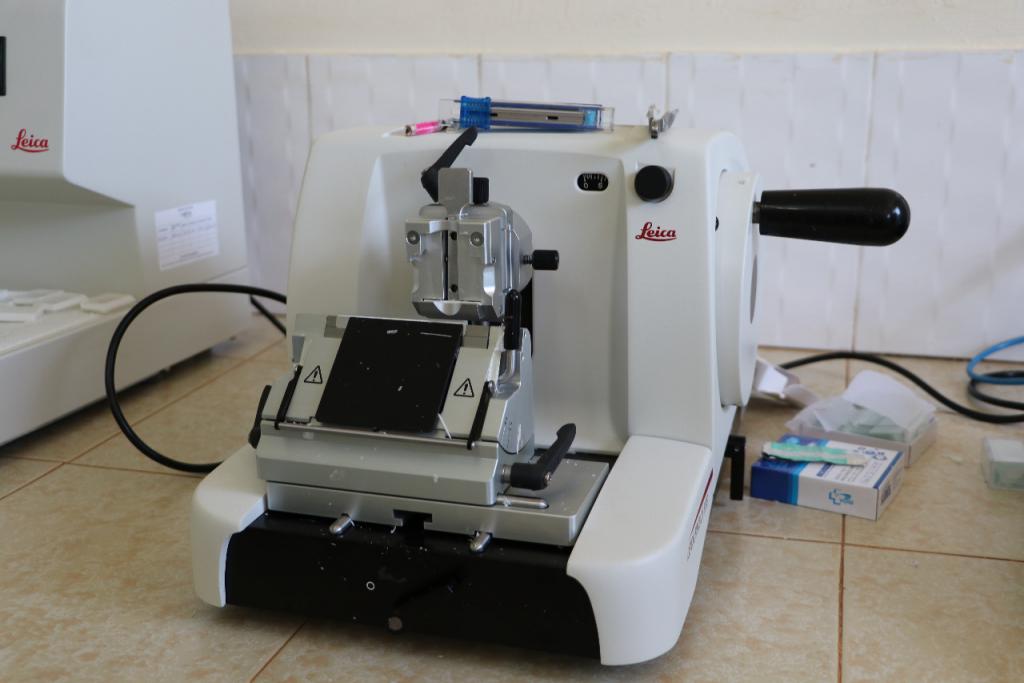MERU COUNTY OPENS THE FIRST BIOPSY LAB.