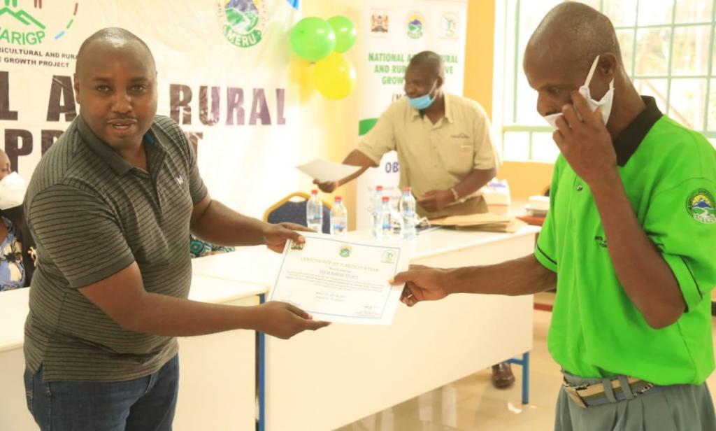 100 FARMERS FROM ACROSS THE COUNTY TO HELP TRAIN FARMERS ON BEST AGRICULTURAL PRACTISES.