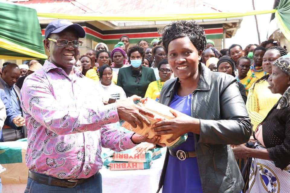 KIRAITU LAUNCHES DISTRIBUTION OF CERTIFIED MAIZE SEEDS TO FARMERS FOR THE UPCOMING RAINY SEASON