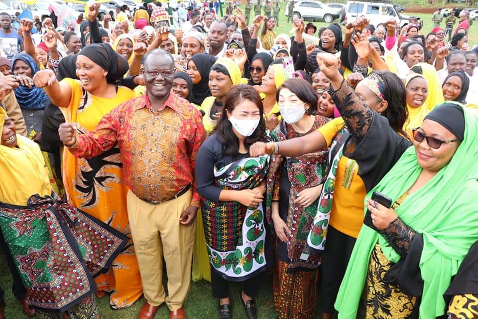 Governor Kiraitu Launches A Sh316 Million Roads Improvement Program That Will Employ 1,250 Youth In Majengo, Mjini, Gitimbine And Kaaga, Meru Town