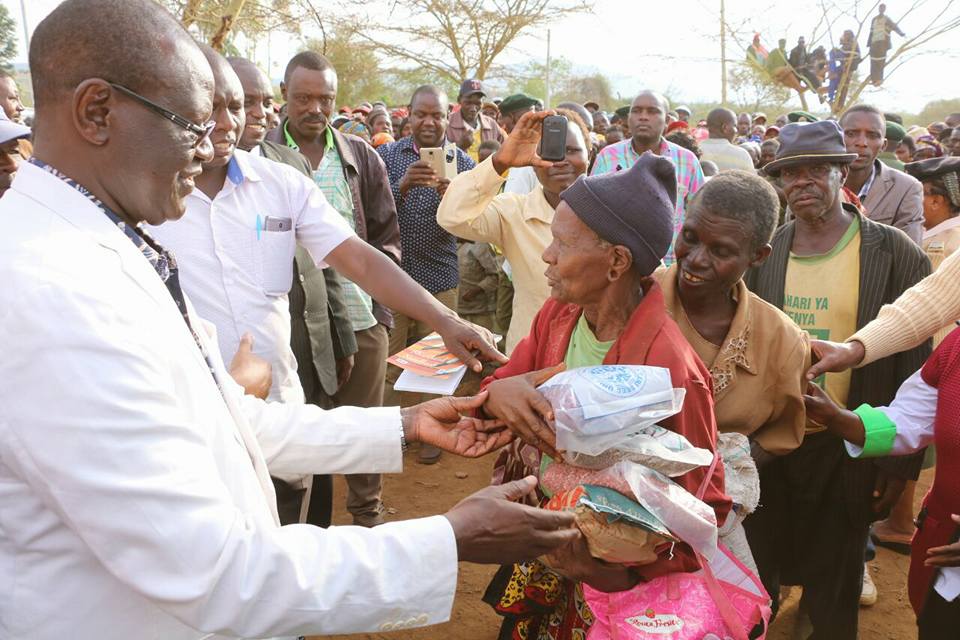 Kiraitu distributes seeds to farmers